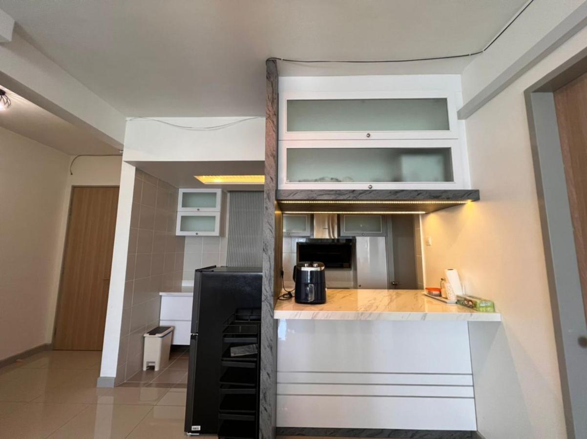 Guppy Homestay Apartment Near Ktcc & Drawbridge 1 Bedroom Airconditioned 쿠알라트렝가누 외부 사진